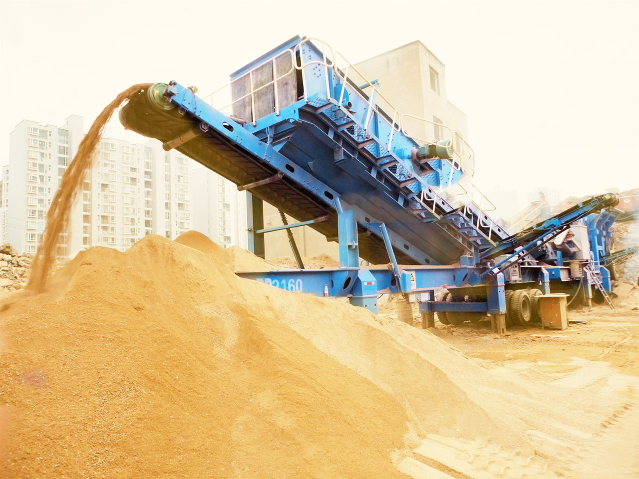 60 ton mobile sand making machine