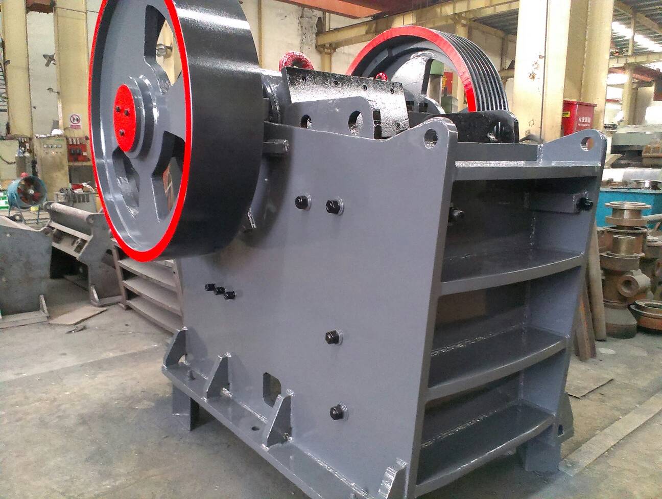 large fine stone crusher Price